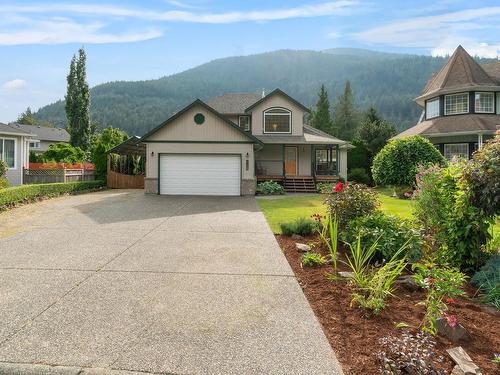 415 Juniper Place, Harrison Hot Springs, BC 