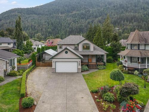 415 Juniper Place, Harrison Hot Springs, BC 