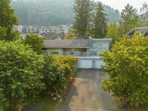 5870 Jinkerson Road, Chilliwack, BC 