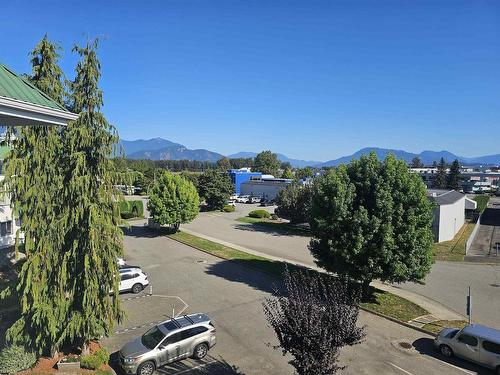 302 7651 Amber Drive, Chilliwack, BC 