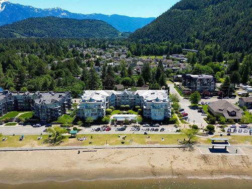 112 328 Esplanade Avenue, Harrison Hot Springs, BC 