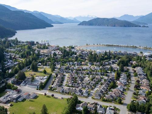 20 349 Walnut Avenue, Harrison Hot Springs, BC 