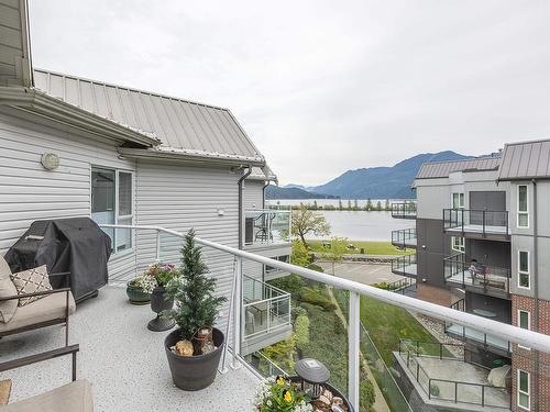 409 328 Esplanade Avenue, Harrison Hot Springs, BC 