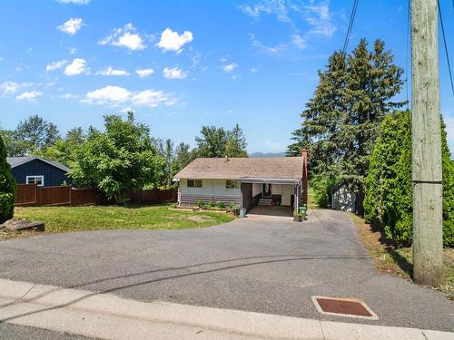 5825 Jinkerson Road, Chilliwack, BC 