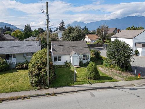 8861 School Street, Chilliwack, BC 