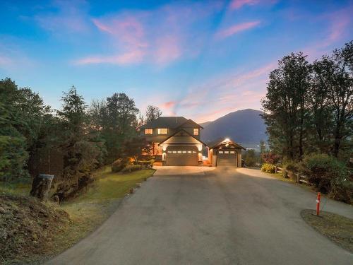 43251 Salmonberry Drive, Chilliwack, BC 