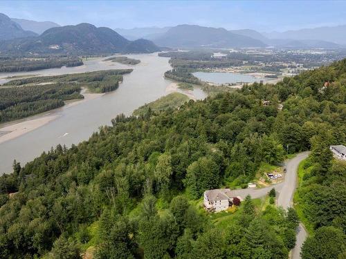 43251 Salmonberry Drive, Chilliwack, BC 