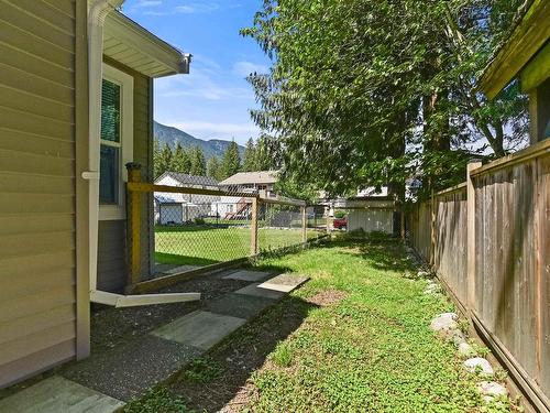 63683 Heather Avenue, Hope, BC 