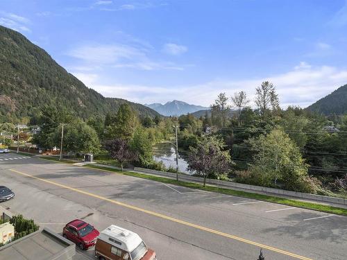 317 378 Esplanade Avenue, Harrison Hot Springs, BC 