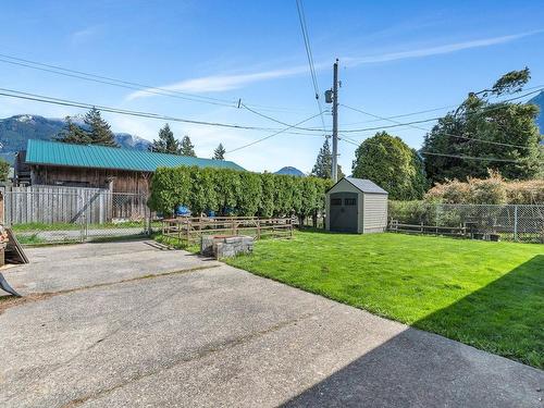 477 3Rd Avenue, Hope, BC 