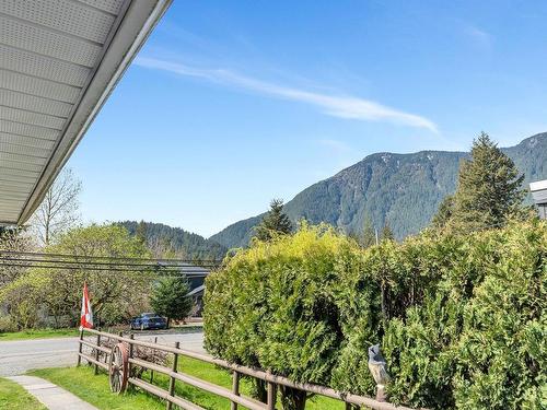 477 3Rd Avenue, Hope, BC 