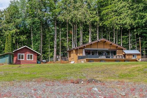 1680 Columbia Valley Road, Lindell Beach, BC 