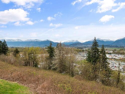 51 8590 Sunrise Drive, Chilliwack, BC 