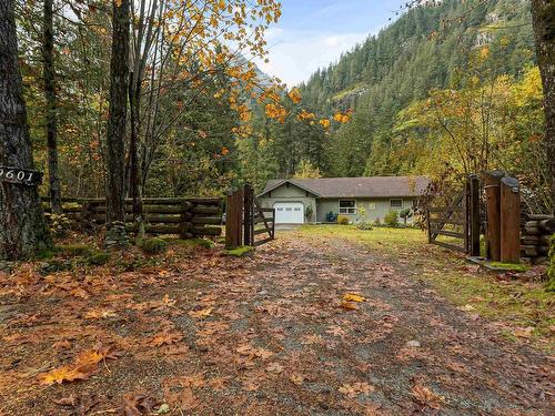 19601 Silver Skagit Road, Hope, BC 