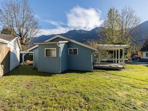 1879 Carol Road, Lindell Beach, BC 