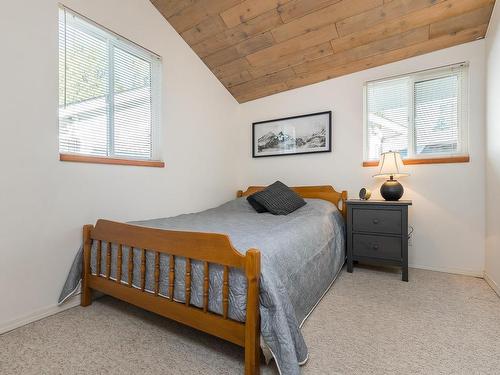 1879 Carol Road, Lindell Beach, BC 