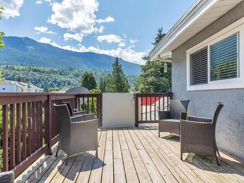 52484 Yale Road, Rosedale, BC 