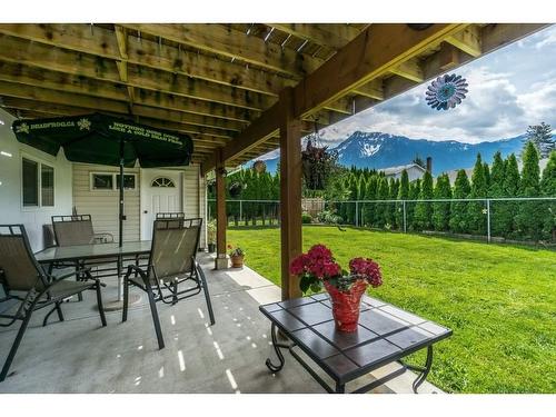 7504 Laurel Place, Agassiz, BC 