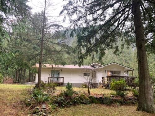 19552 Silver Skagit Road, Hope, BC 