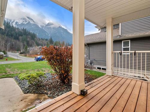 65997 Ogilview Drive, Hope, BC 