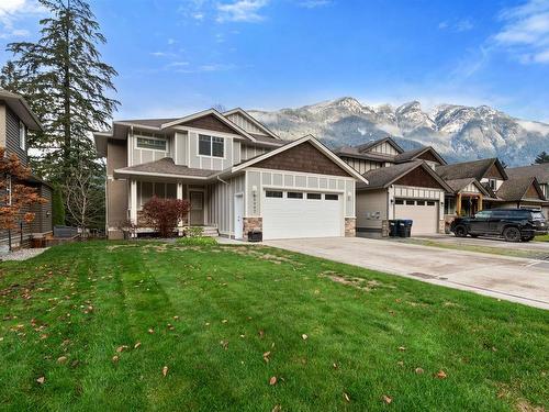 65997 Ogilview Drive, Hope, BC 