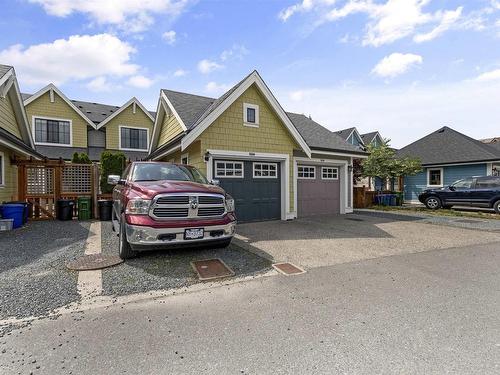 5506 Peach Road, Chilliwack, BC 