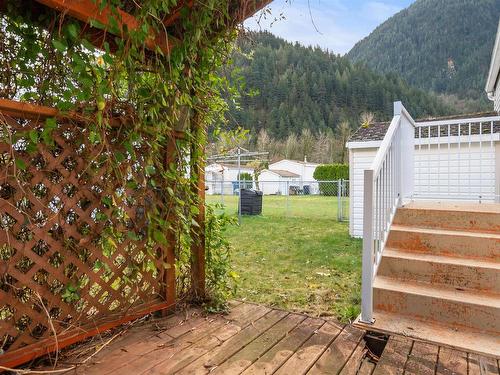 21 62790 Flood Hope Road, Hope, BC 