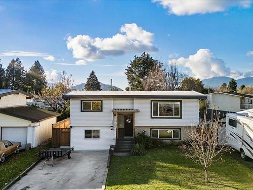 8695 Baker Drive, Chilliwack, BC 