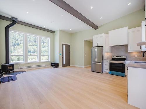 Hg 187-71358 Grove Place, Sunshine Valley, BC 