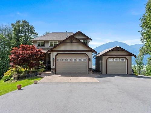 43251 Salmonberry Drive, Chilliwack, BC 