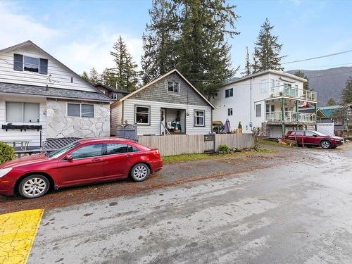 253 First Avenue, Cultus Lake, BC 