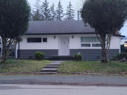5497 Viola Street  Chilliwack, BC V2R 3M6