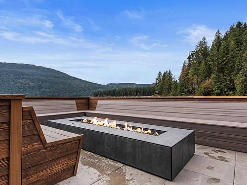 205-3175 Columbia Valley Road, Cultus Lake, BC 