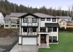 8468 Lily Place  Chilliwack, BC V4Z 0E5