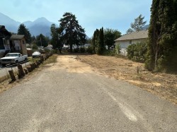 962 3rd Avenue  Hope, BC V0X 1L0