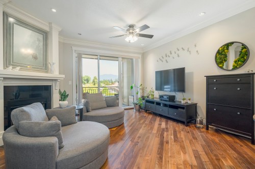 302B-45595 Tamihi Way, Chilliwack, BC 