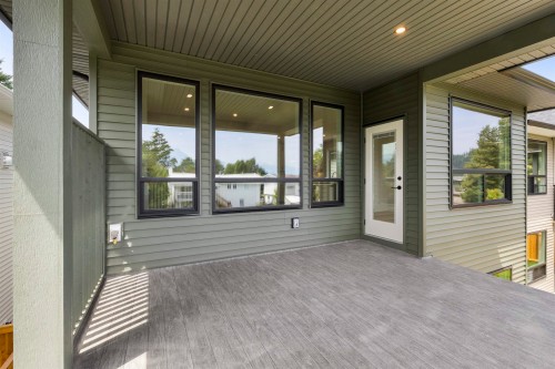 9376 Mcnaught Road, Chilliwack, BC 