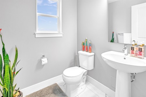 5510 Maclachlan Place, Chilliwack, BC 