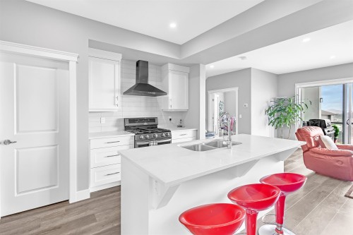 5510 Maclachlan Place, Chilliwack, BC 