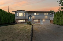 8645 Baker Drive  Chilliwack, BC V2P 7A3