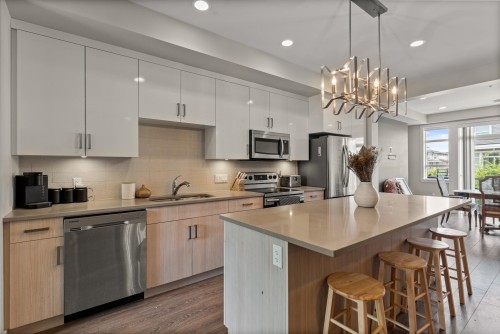 16-8413 Midtown Way, Chilliwack, BC 