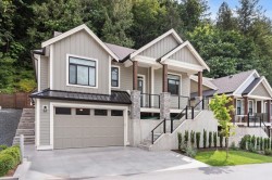 74-1880 Columbia Valley Road  Cultus Lake, BC V2R 6G8