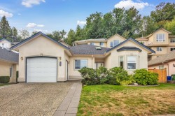 51-47470 Chartwell Drive  Chilliwack, BC V2P 8A2