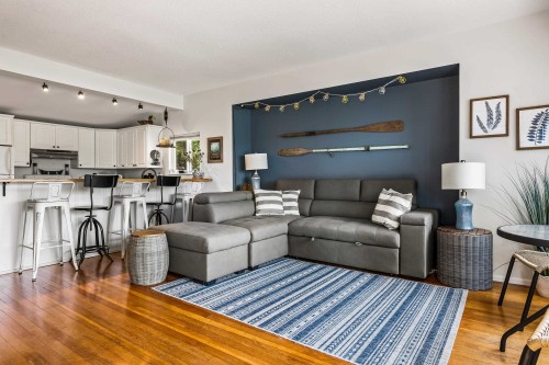 312 Munroe Avenue, Cultus Lake, BC 