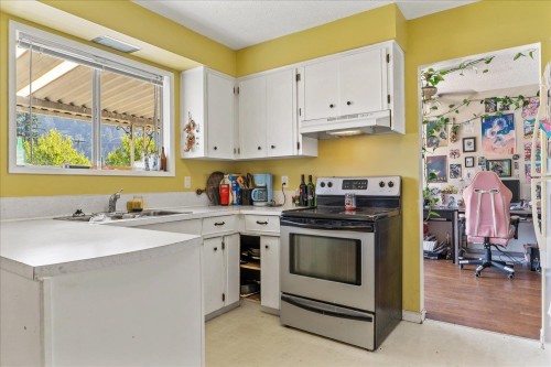 45649 Laura Crescent, Chilliwack, BC 