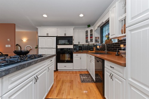 262 First Avenue, Cultus Lake, BC 