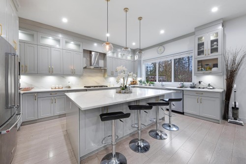 6420 Fairway Street, Chilliwack, BC 