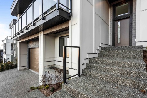 5504 Maclachlan Place, Chilliwack, BC 