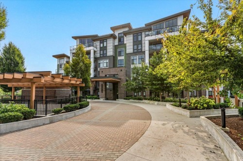 202-45510 Market Way  Chilliwack, BC V2R 6E1