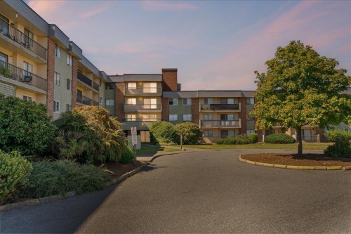 307-45598 Mcintosh Drive, Chilliwack, BC 
